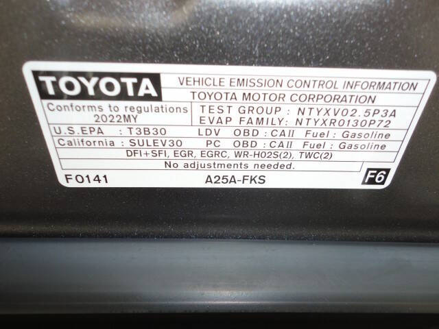 2022 Toyota Camry SE