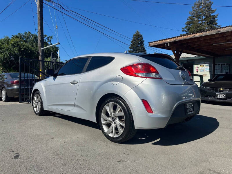 2017 Hyundai Veloster Value Edition