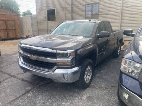 2018 Chevrolet Silverado 1500 for sale at RT Auto Center in Quincy IL