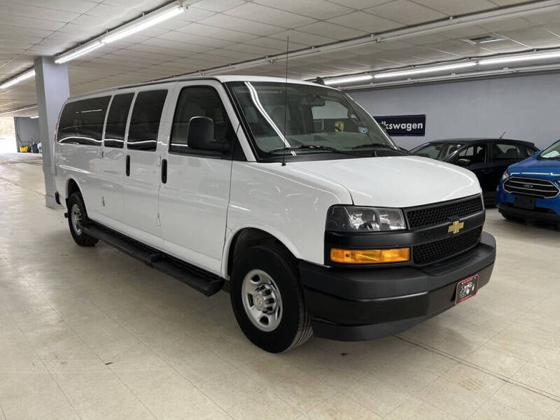 2022 Chevrolet Express LS 3500