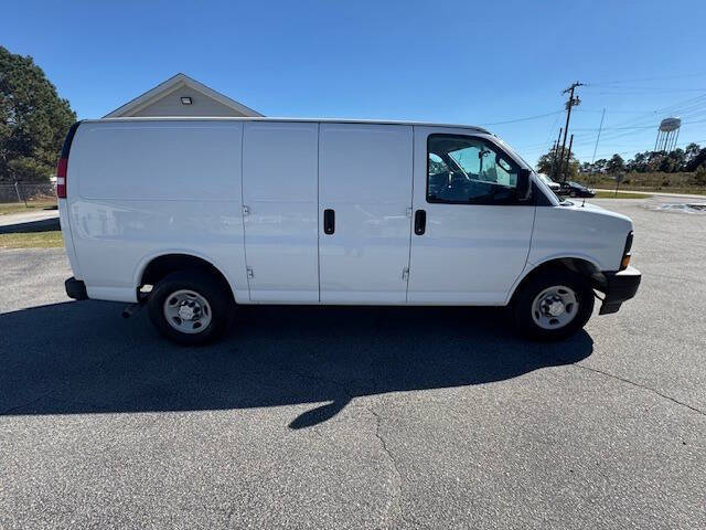 2017 Chevrolet Express 2500