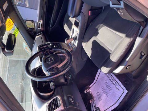 2017 Jeep Grand Cherokee Laredo E