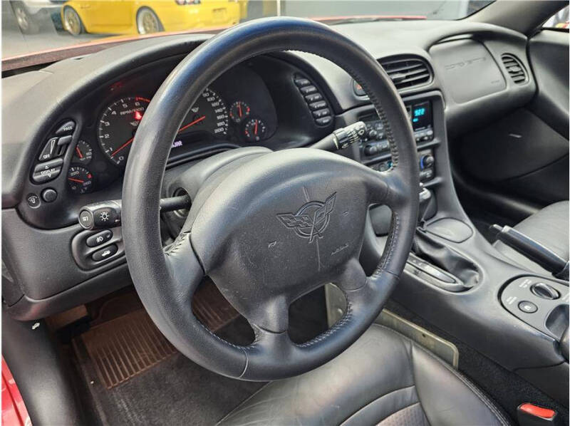 2004 Chevrolet Corvette