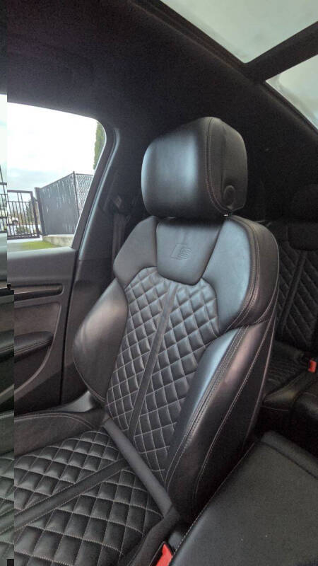 2018 Audi SQ5 3.0T quattro Premium Plus