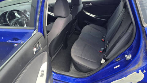 2012 Hyundai Accent SE