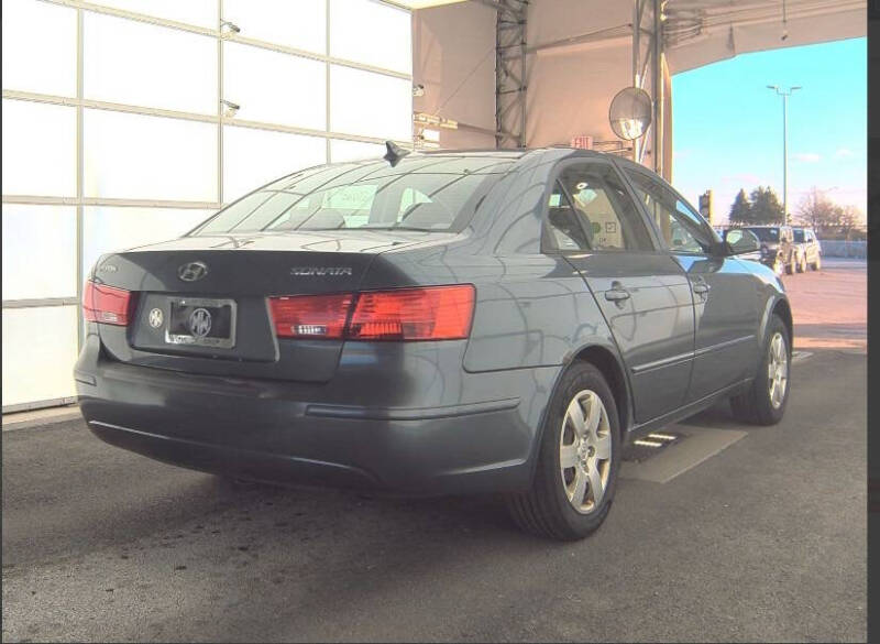 2009 Hyundai Sonata GLS photo 2