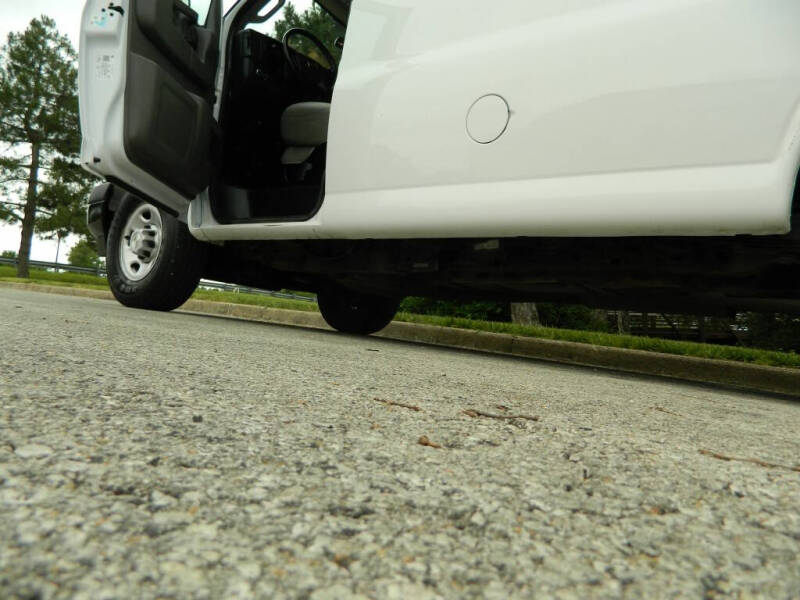 2022 Chevrolet Express 2500