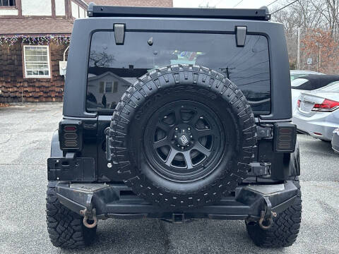 2013 Jeep Wrangler Unlimited Sahara