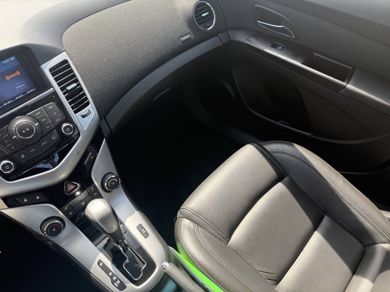 2014 Chevrolet Cruze photo 21
