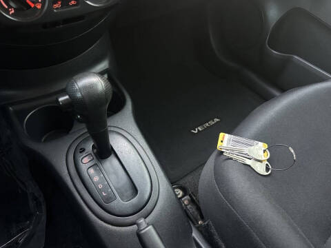 2016 Nissan Versa 1.6 SV