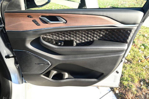 2022 Jeep Grand Cherokee Summit