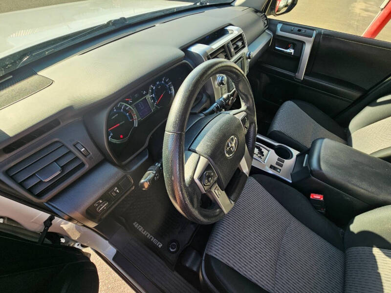 2017 Toyota 4Runner SR5