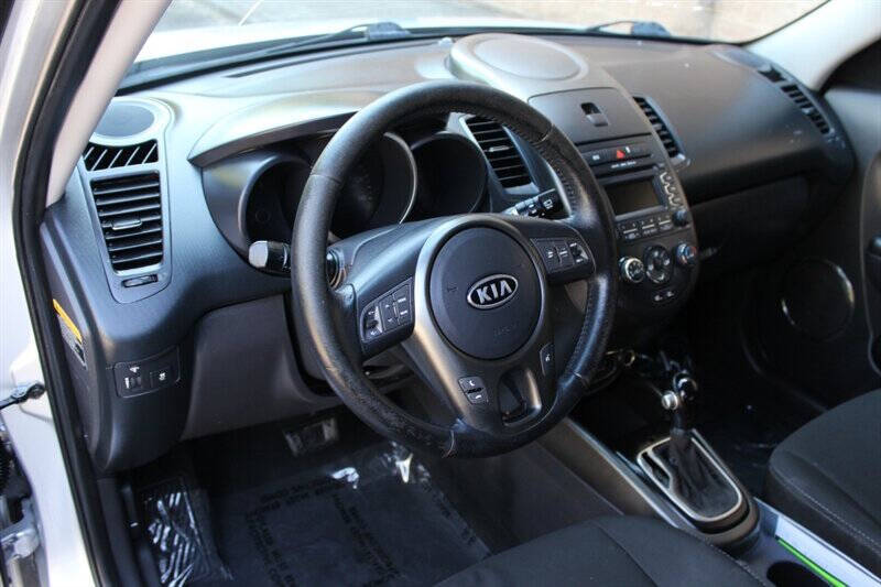 2012 Kia Soul +