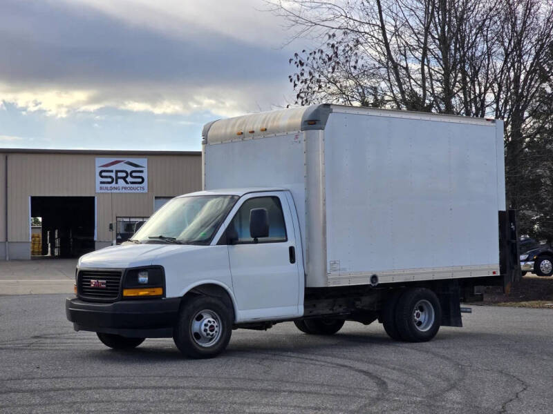 2017 GMC Savana 3500