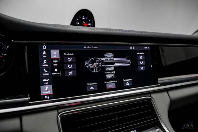 2018 Porsche Panamera Turbo Sport Turismo