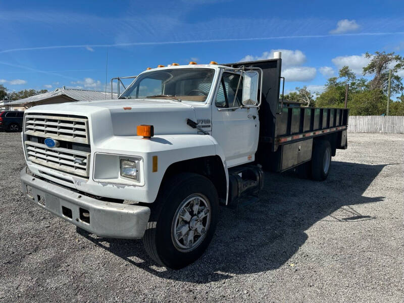 1993 Ford F-700 for sale at D&S Auto Sales, Inc in Melbourne FL