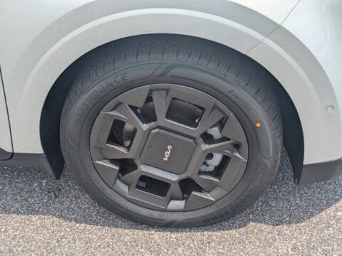 2025 Kia Carnival SX