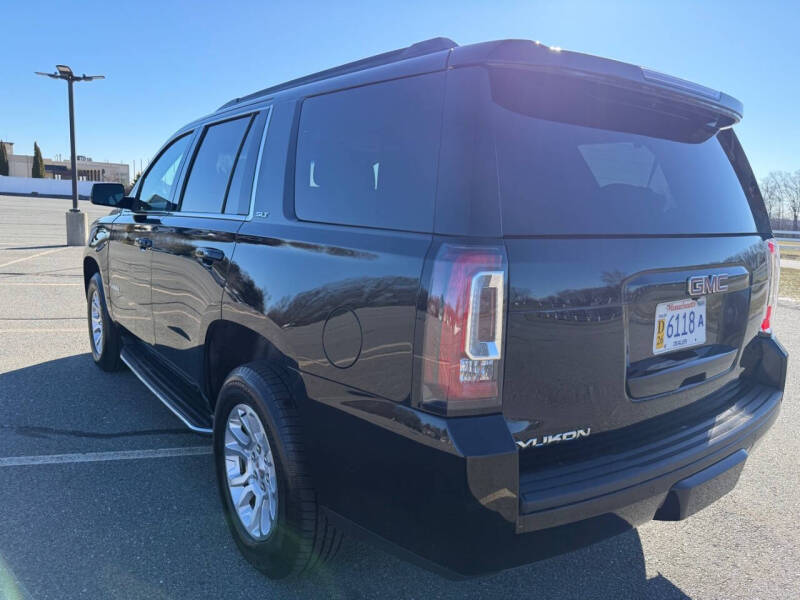 2017 GMC Yukon SLT