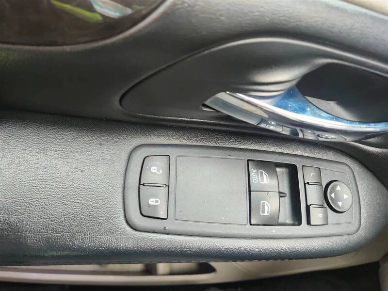 2016 Dodge Grand Caravan American Value Package