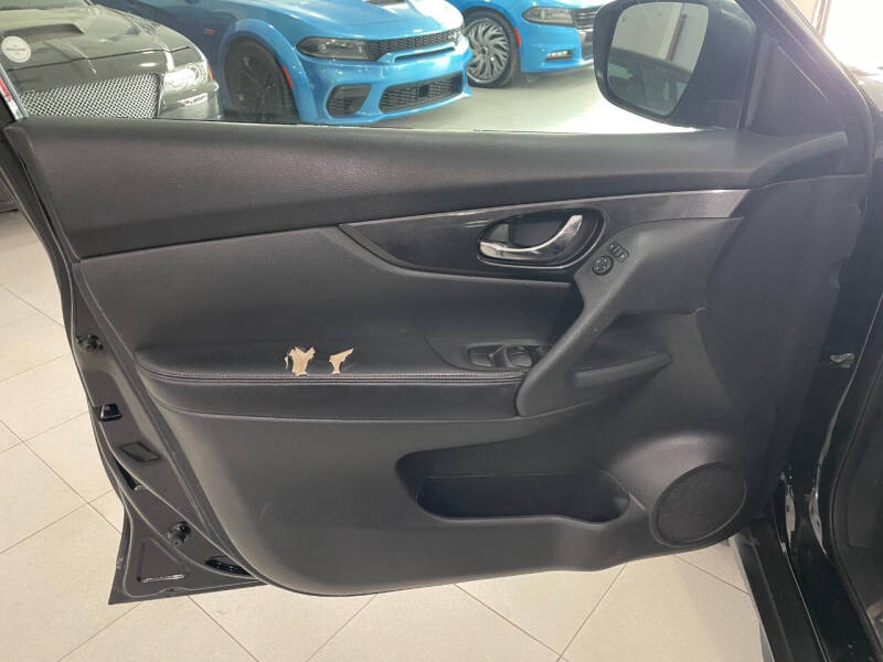 2017 Nissan Rogue SL