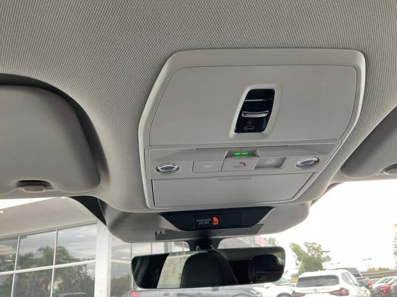 2026 Nissan LEAF Platinum+