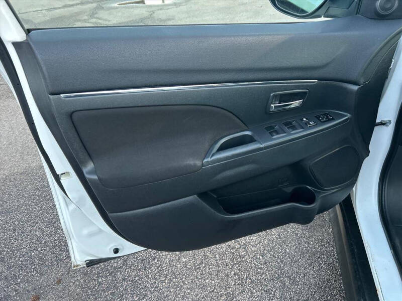 2017 Mitsubishi Outlander Sport ES