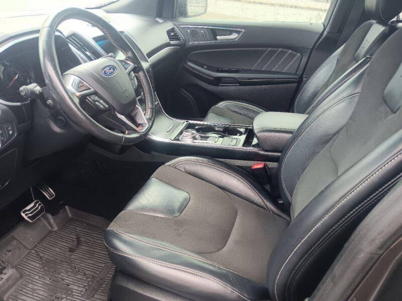 2019 Ford Edge ST