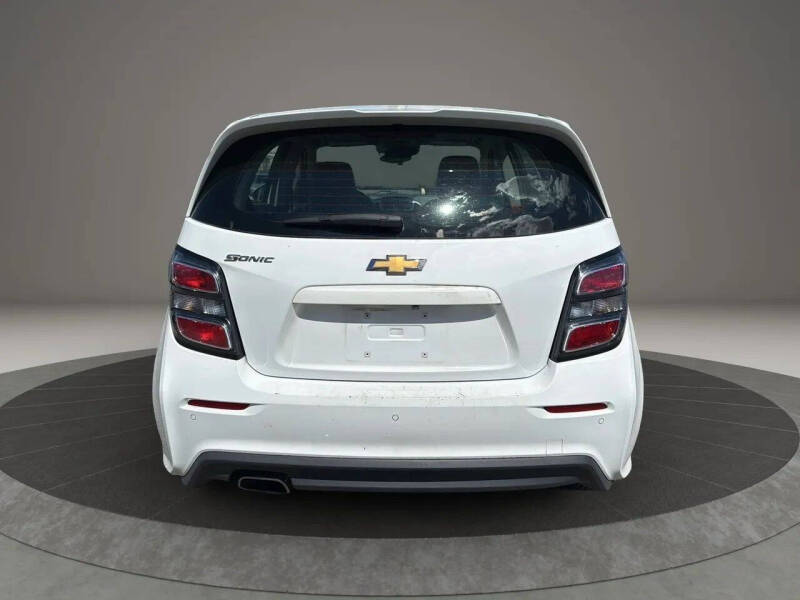 2020 Chevrolet Sonic LT