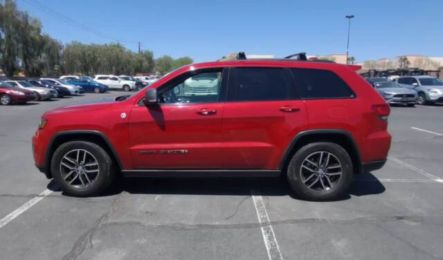 Used 2018 Jeep Grand Cherokee Trailhawk with VIN 1C4RJFLG4JC302794 for sale in Burlington, WA