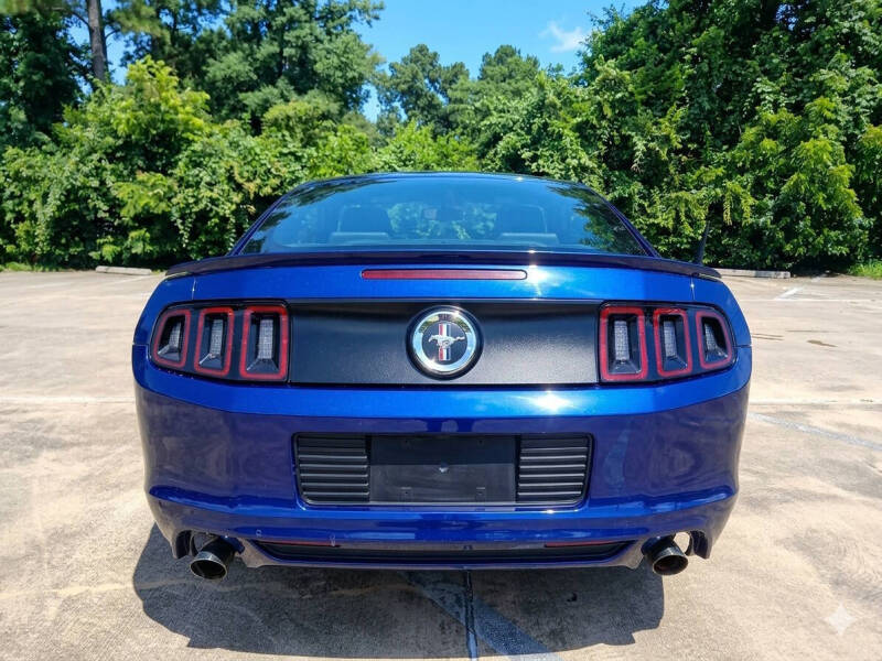 2013 Ford Mustang V6
