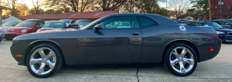 2013 Dodge Challenger R/T photo 6