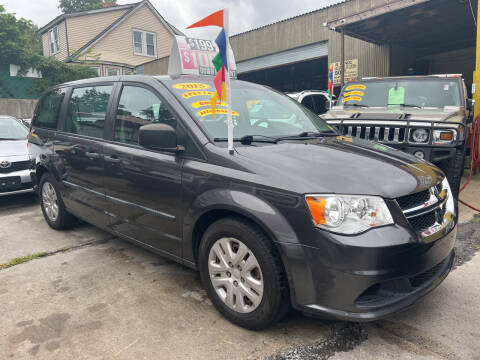 2015 Dodge Grand Caravan for sale at Deleon Mich Auto Sales in Yonkers NY