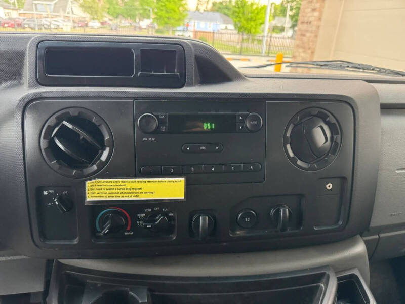 2014 Ford E-Series E-150