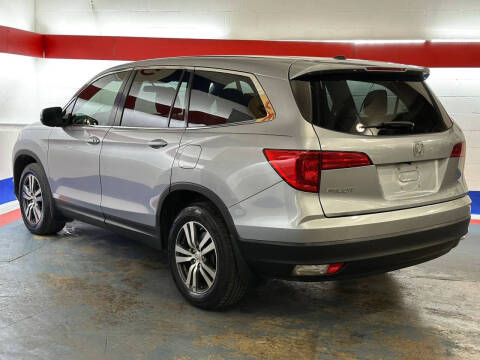 2017 Honda Pilot EX
