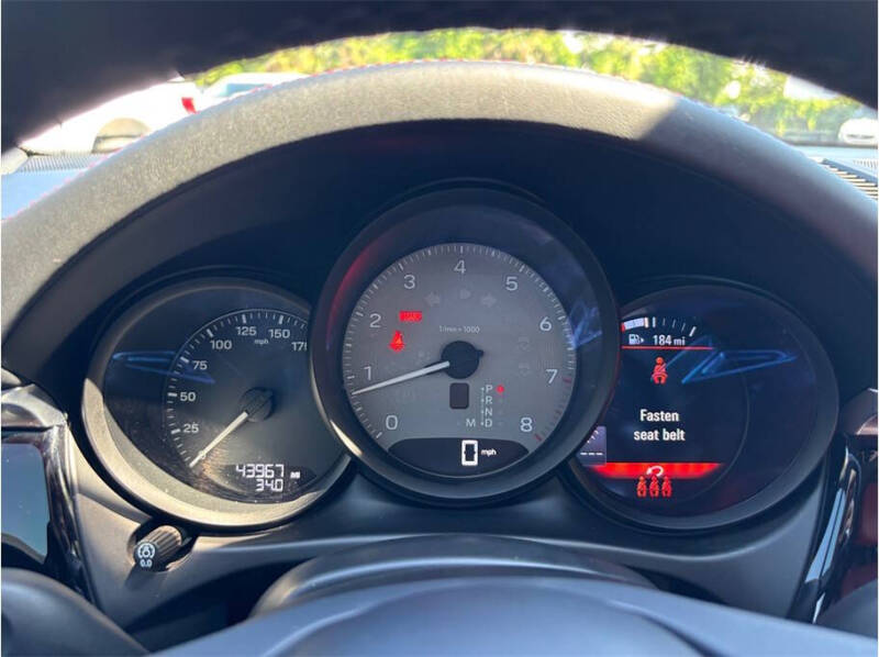 2023 Porsche Macan S