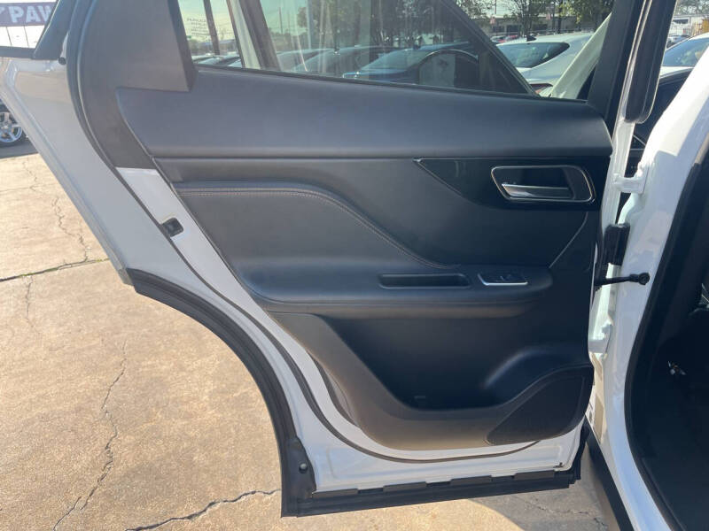 2017 Jaguar F-PACE 35t Prestige