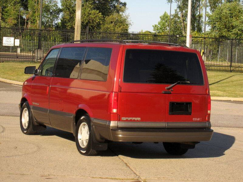 1999 GMC Safari