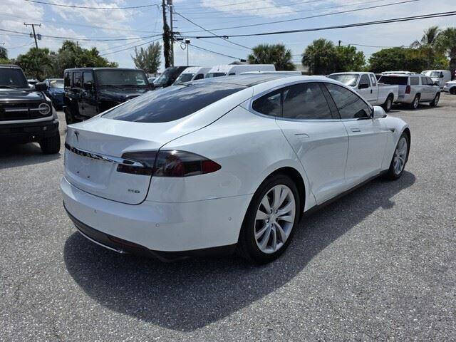 2016 Tesla Model S