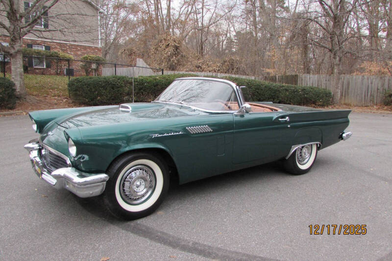 1957 Ford Thunderbird
