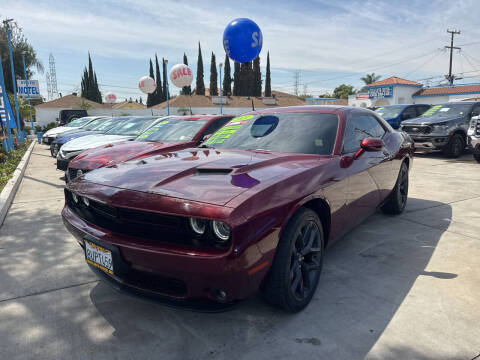 2021 Dodge Challenger SXT