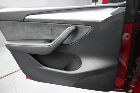 2025 Tesla Model Y Long Range