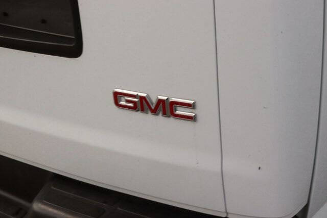 2024 GMC Savana 2500