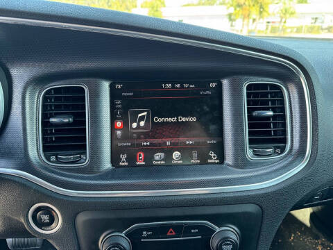 2015 Dodge Charger SXT