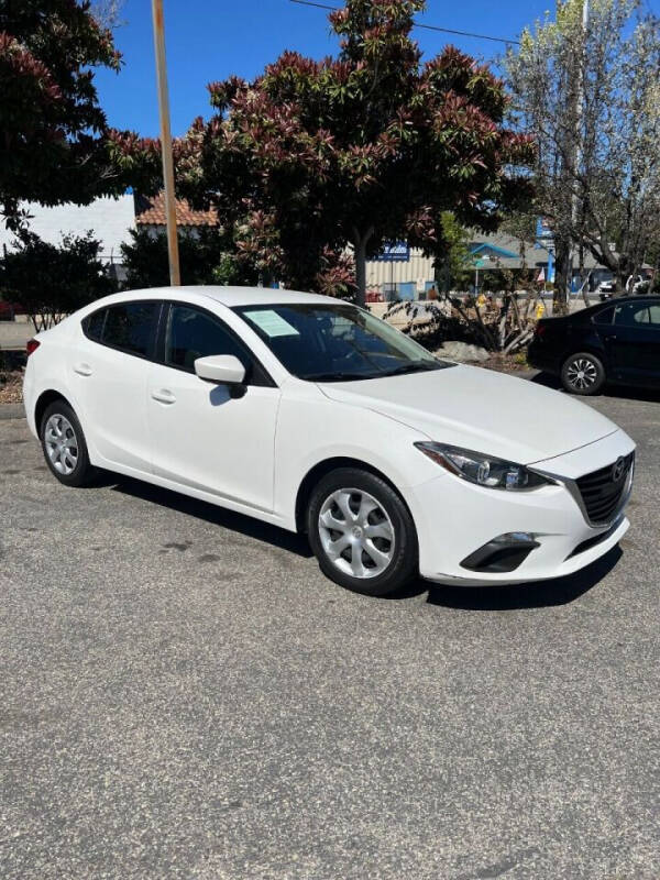 2015 Mazda MAZDA3 i Sport
