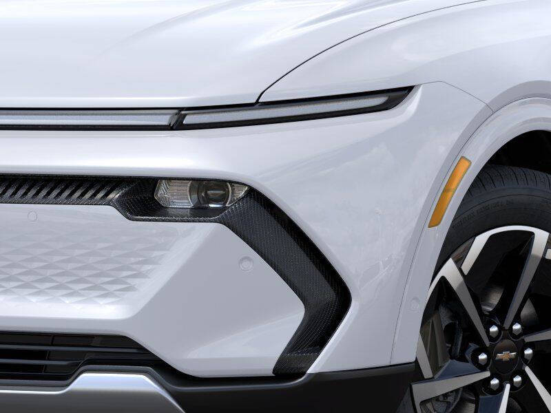 2025 Chevrolet Equinox EV LT 2