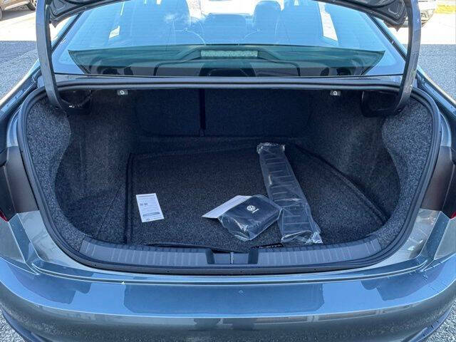 2026 Volkswagen Jetta SE