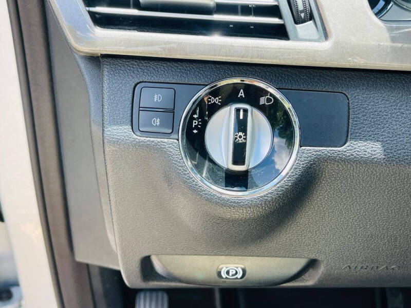 2010 Mercedes-Benz E-Class