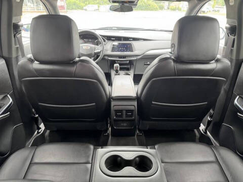 2020 Cadillac XT4 Premium Luxury