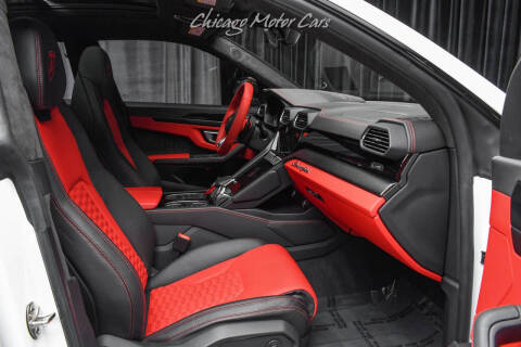 2022 Lamborghini Urus