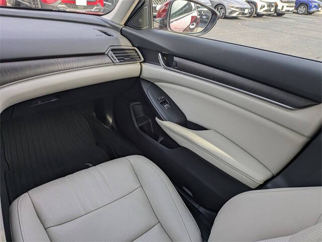 2022 Honda Accord Hybrid Touring